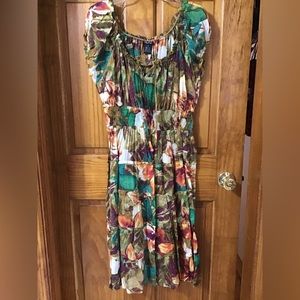 Women’s size medium, dress